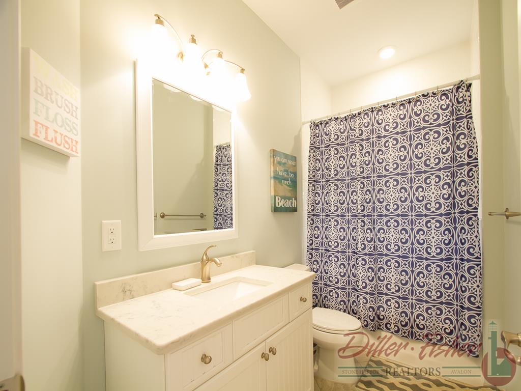 167 93rd Street, Stone Harbor (Mid-Island)