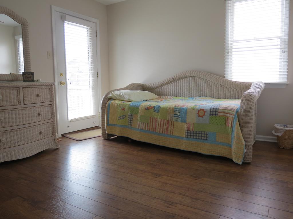 224 38th Street - Picture 