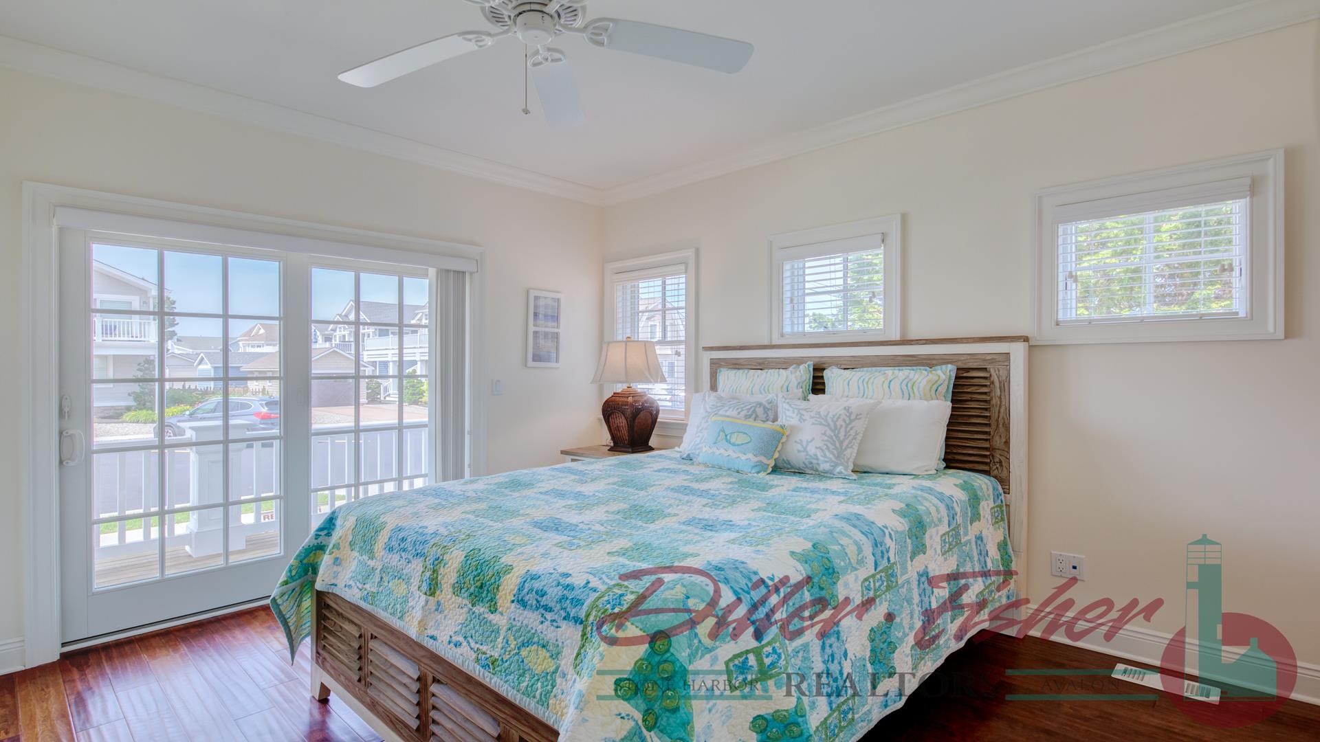 12 104th Street, Stone Harbor (Beach Block)