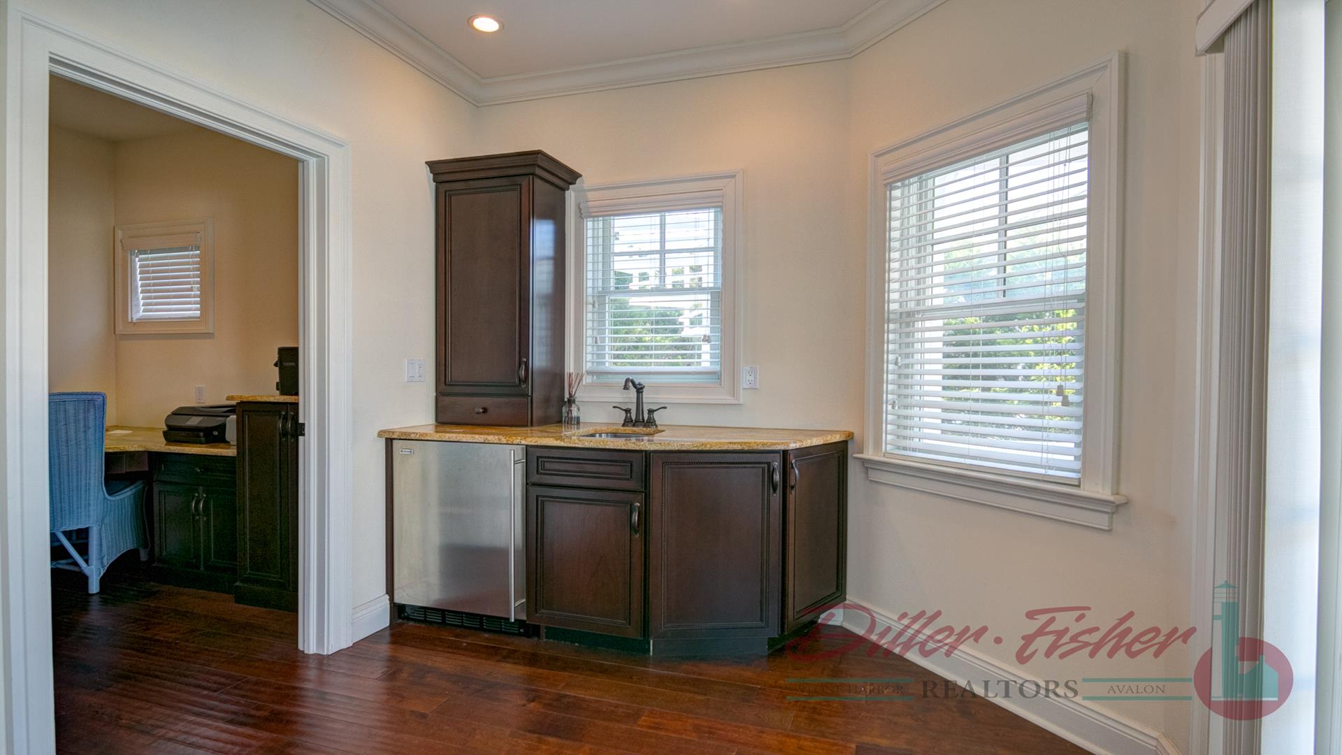 12 104th Street, Stone Harbor (Beach Block)