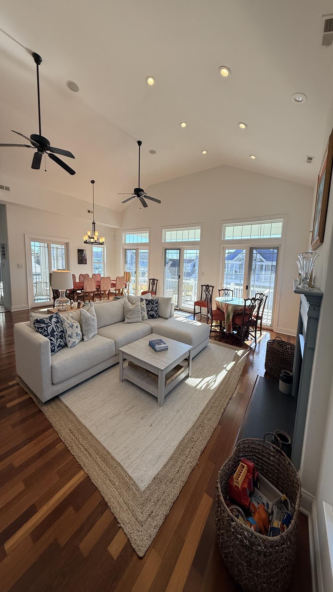 257 57th Street, Avalon (Mid-Island)