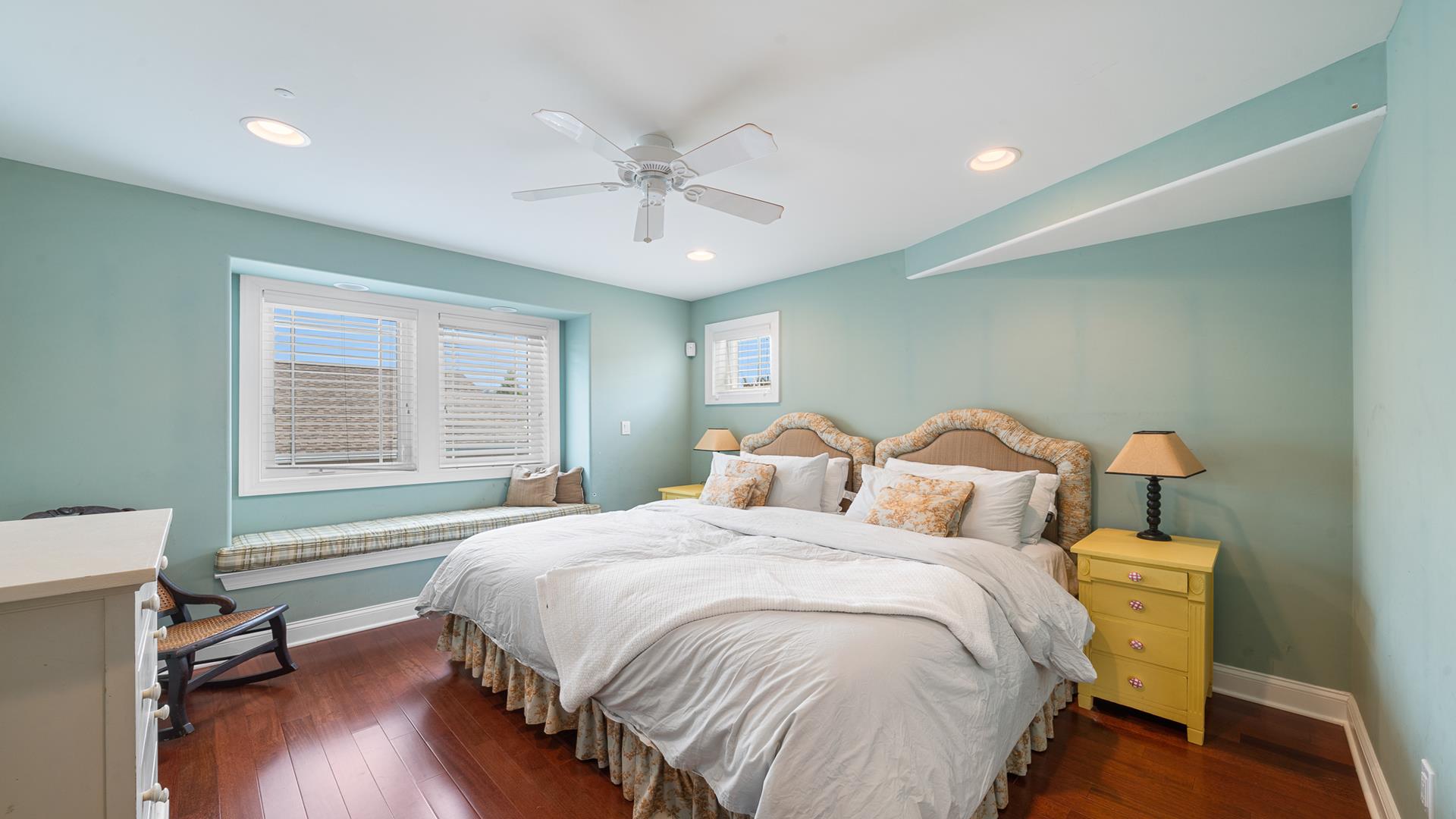 257 57th Street, Avalon (Mid-Island)