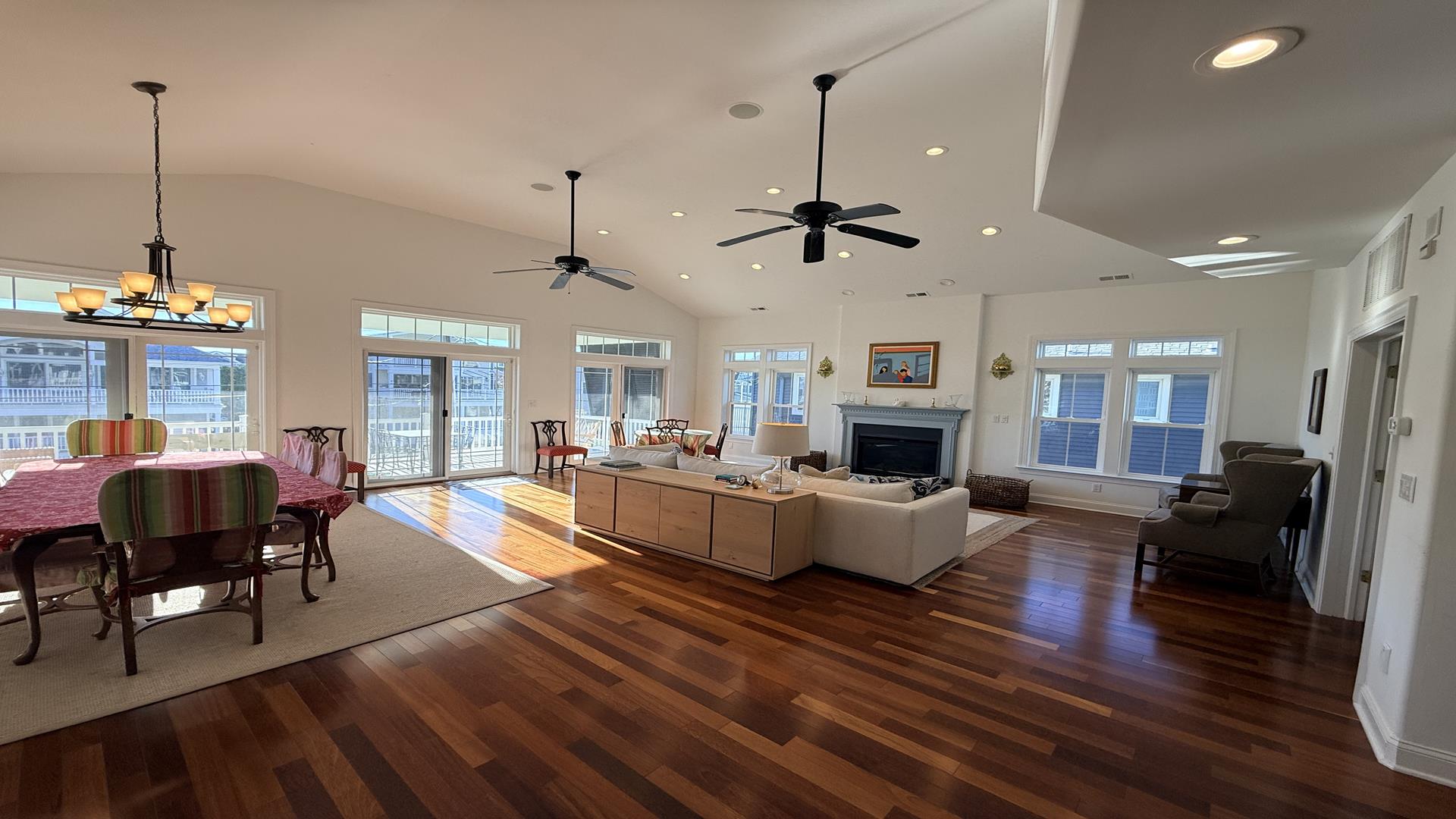 257 57th Street, Avalon (Mid-Island)