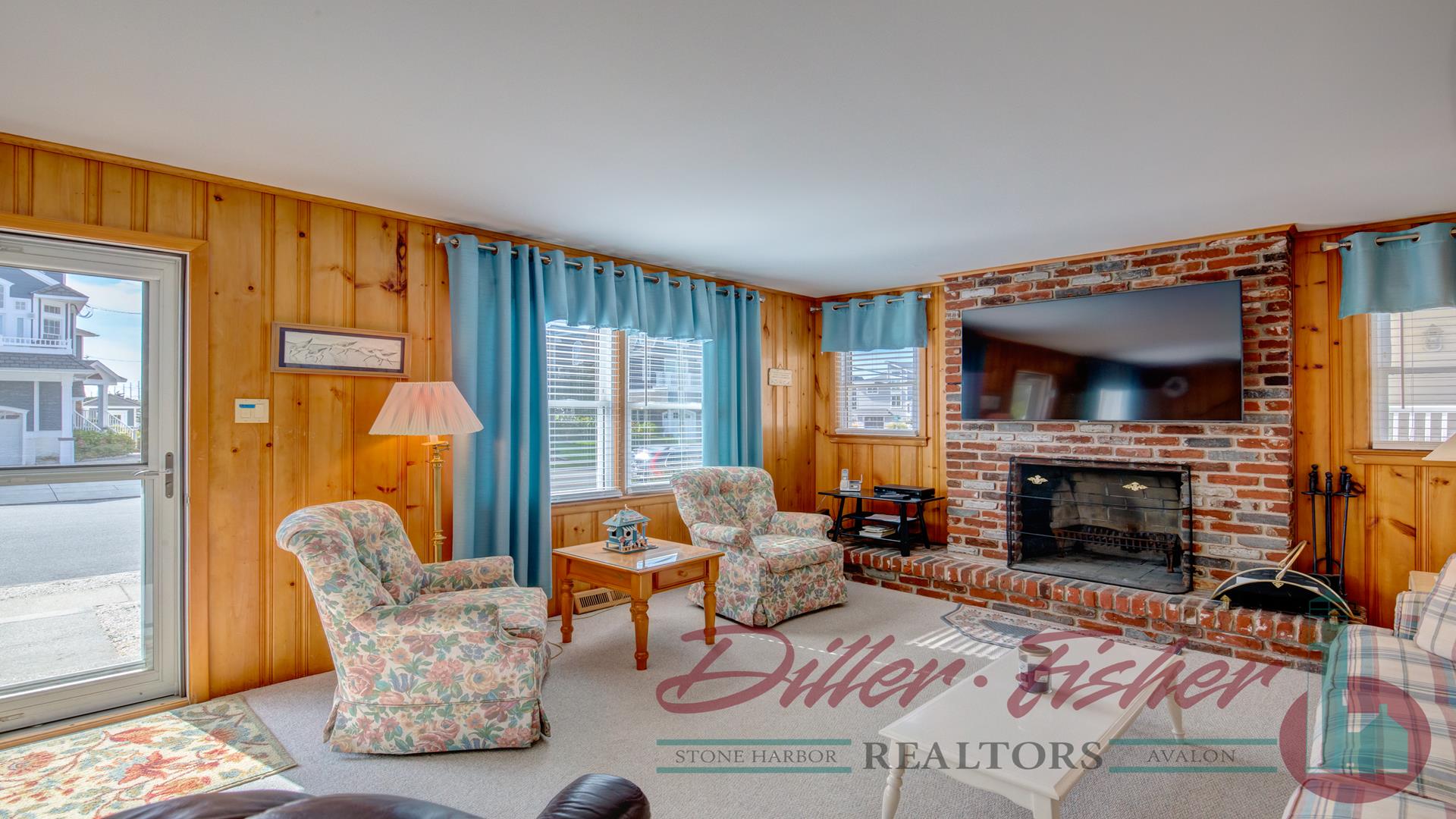 281 70th Street, Avalon (Mid-Island) - Picture 4