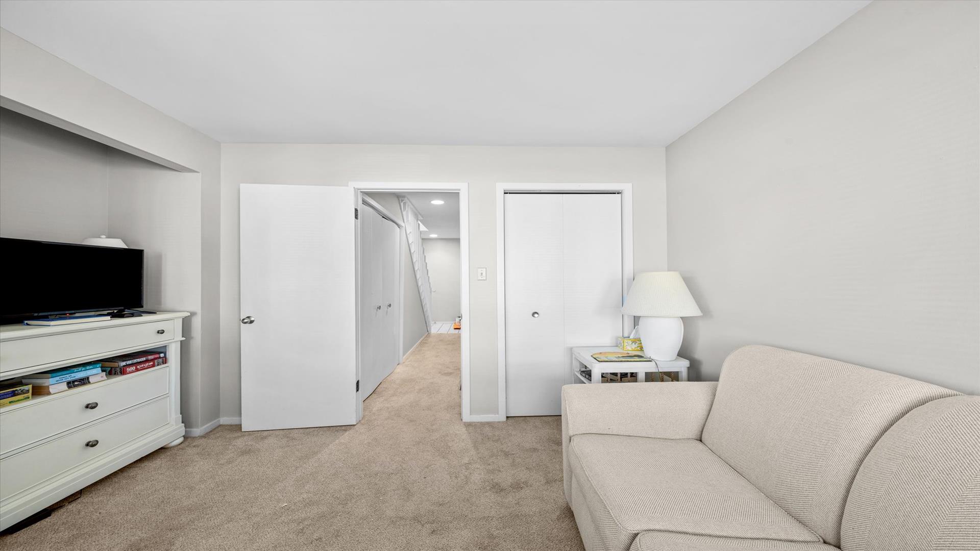 217 117th Street, Stone Harbor (Mid-Island)