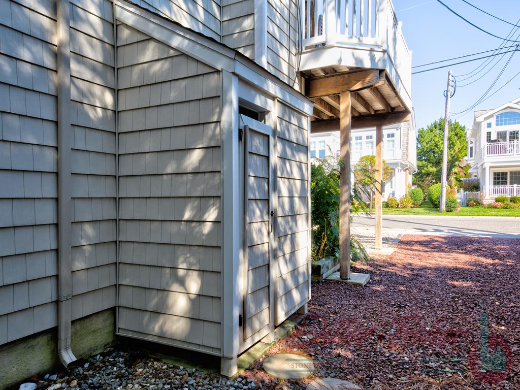 217 117th Street, Stone Harbor (Mid-Island)