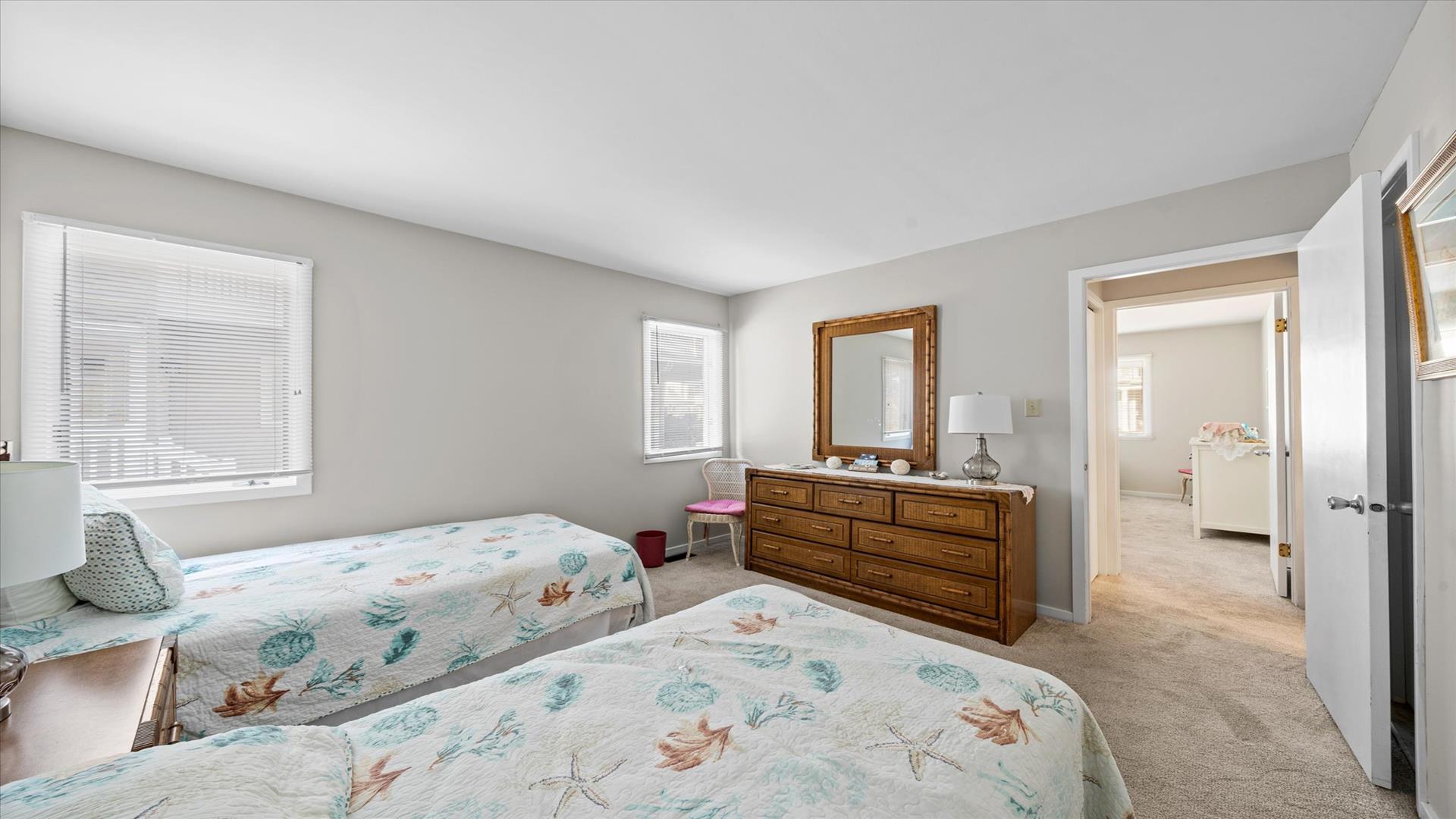 217 117th Street, Stone Harbor (Mid-Island)