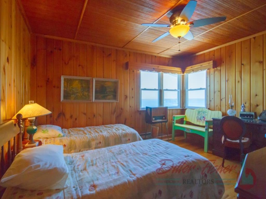 331 84th Street, Stone Harbor (Bay Front)