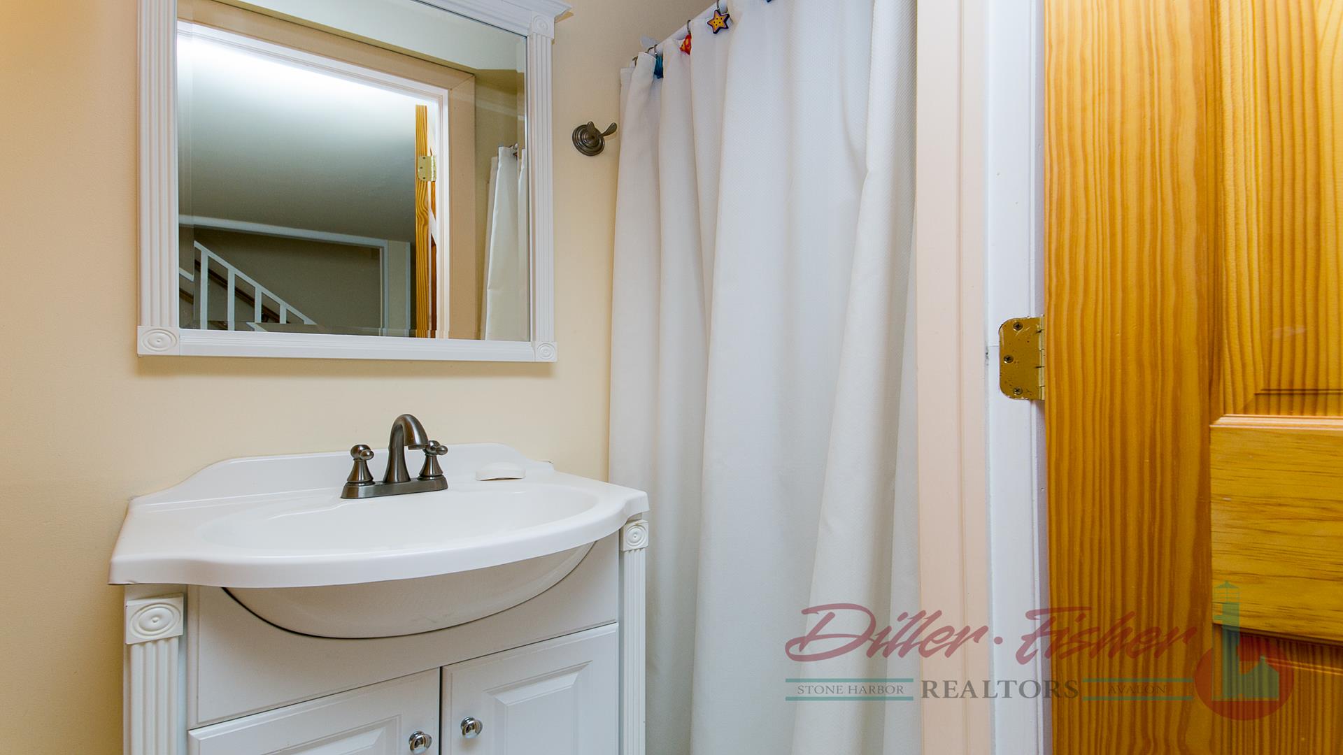 150 96th Street, Stone Harbor (Mid-Island)