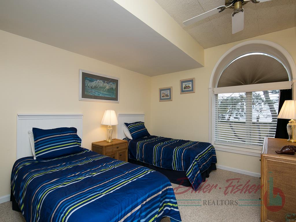 9600 First Avenue, Stone Harbor (Beach Front)