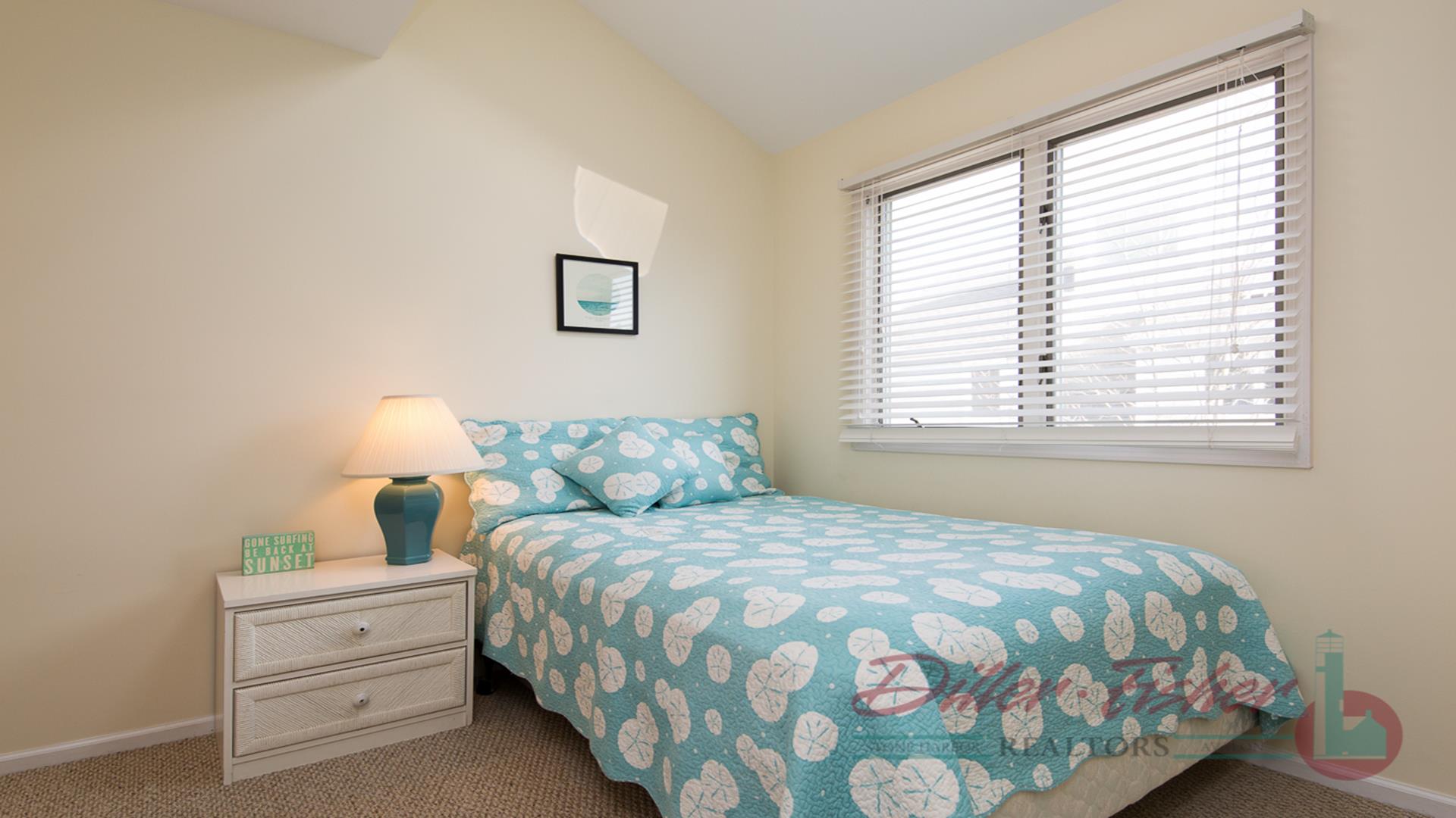 250 106th Street, Stone Harbor (Mid-Island)