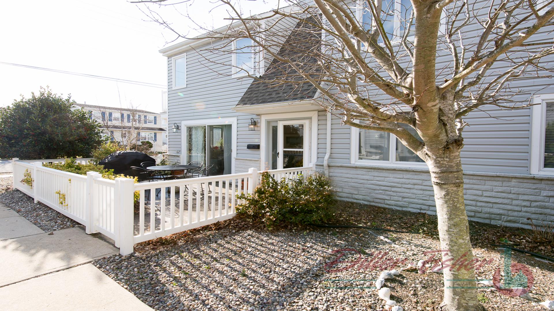 250 106th Street, Stone Harbor (Mid-Island)