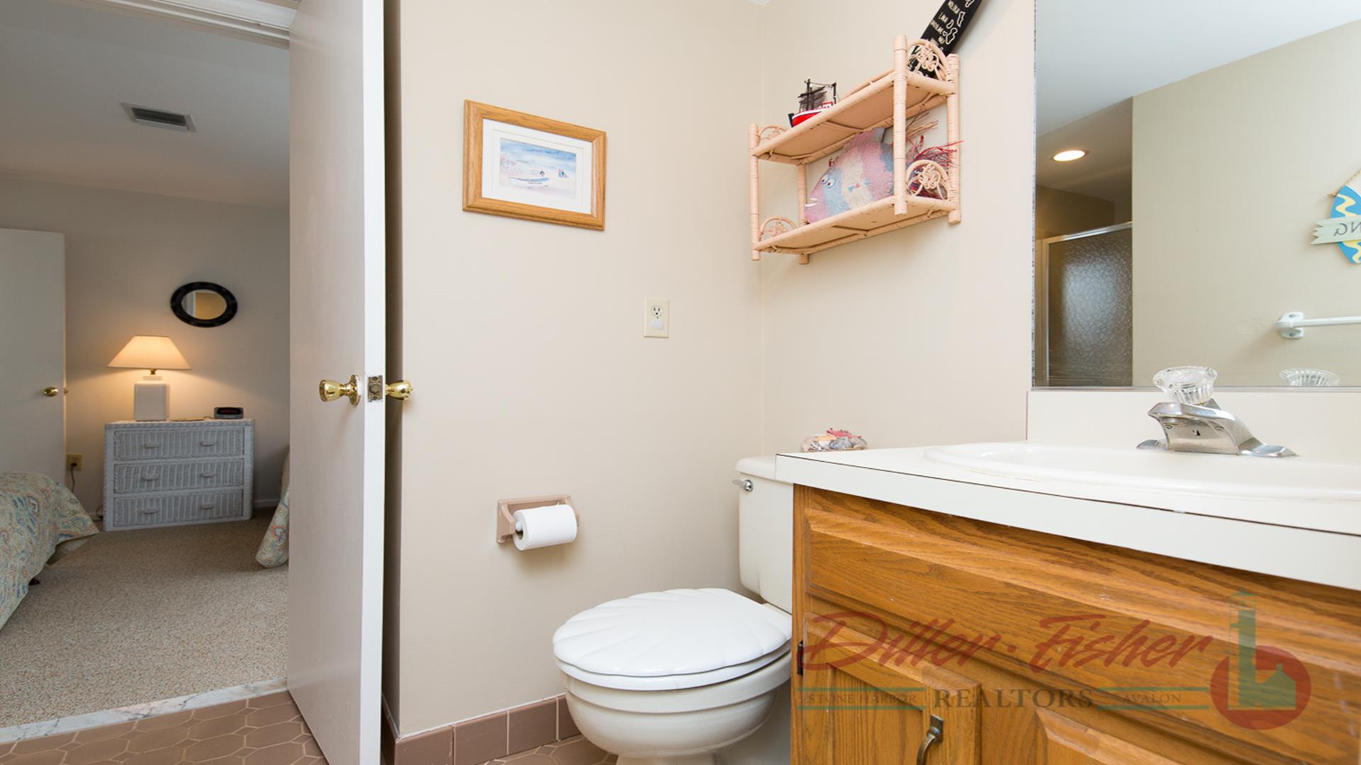 250 106th Street, Stone Harbor (Mid-Island)