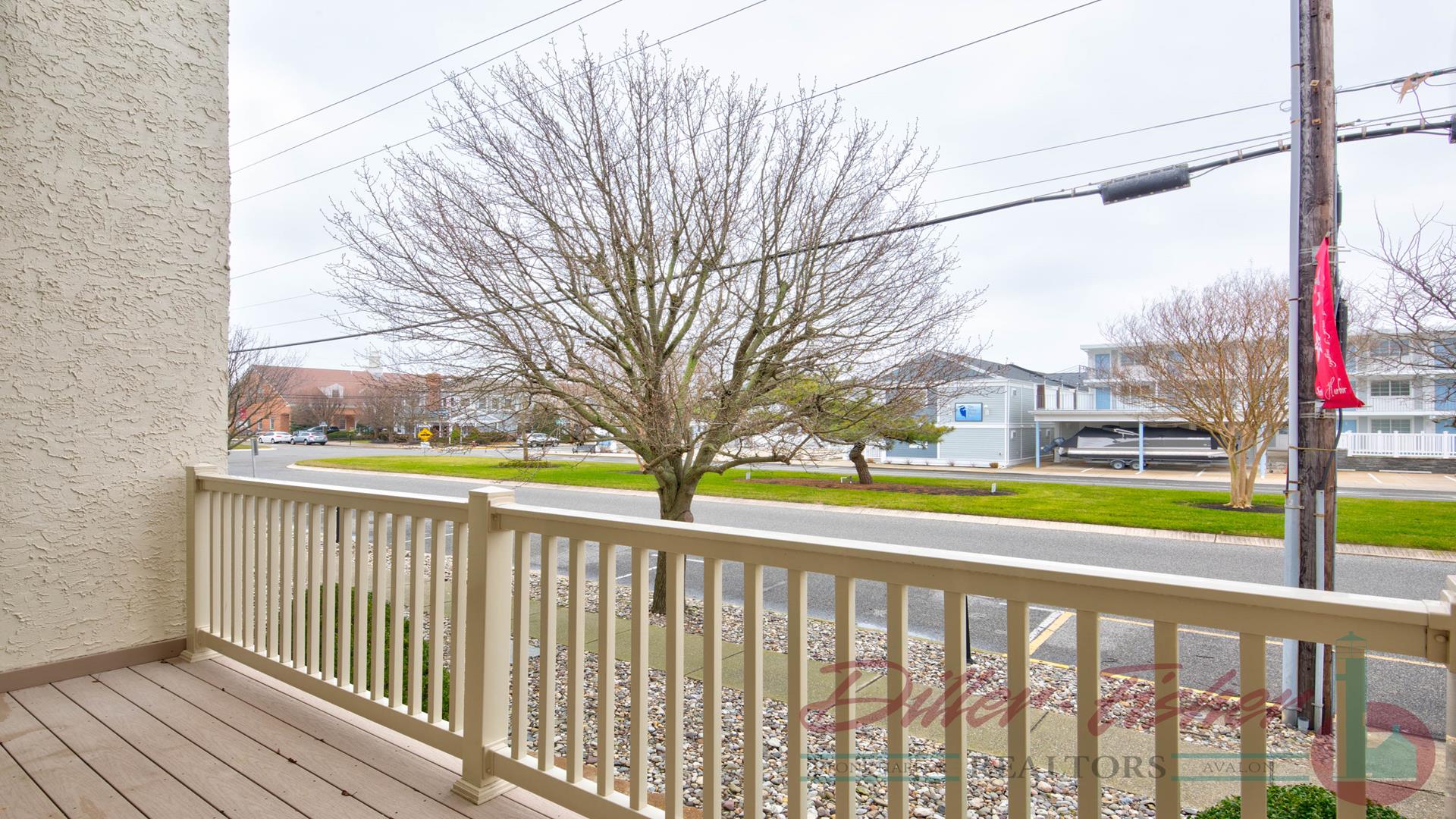 9717 Second Avenue, Stone Harbor (Mid-Island)