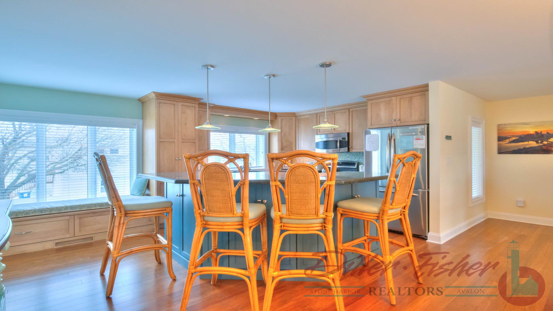 9717 Second Avenue, Stone Harbor (Mid-Island)