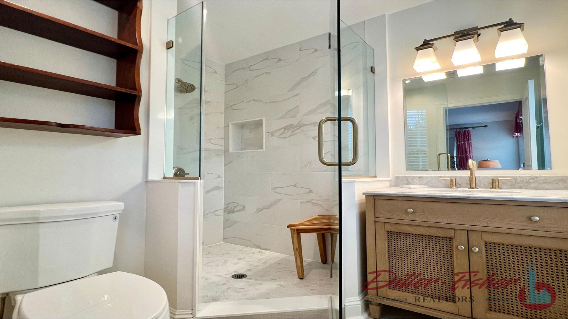 11015 First Avenue, Stone Harbor (Mid-Island)