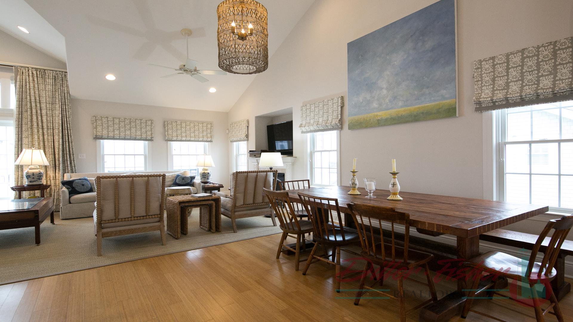 11015 First Avenue, Stone Harbor (Mid-Island)