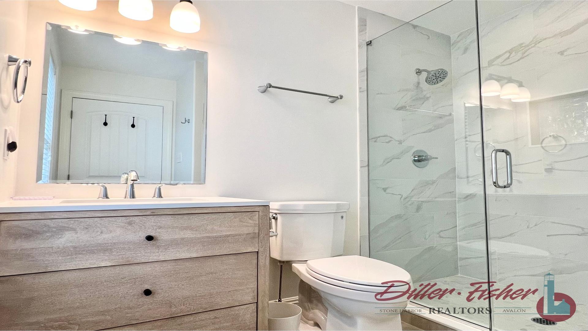 11015 First Avenue, Stone Harbor (Mid-Island)