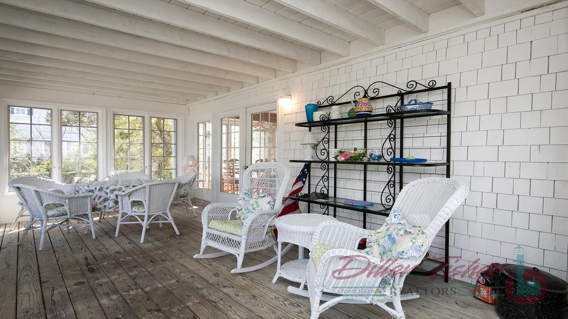 294 62nd Street, Avalon (Mid-Island)