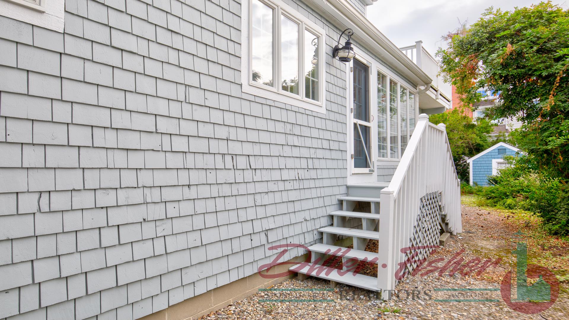 294 62nd Street, Avalon (Mid-Island)