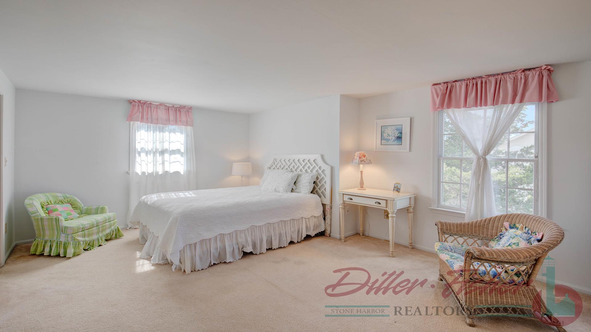 294 62nd Street, Avalon (Mid-Island)