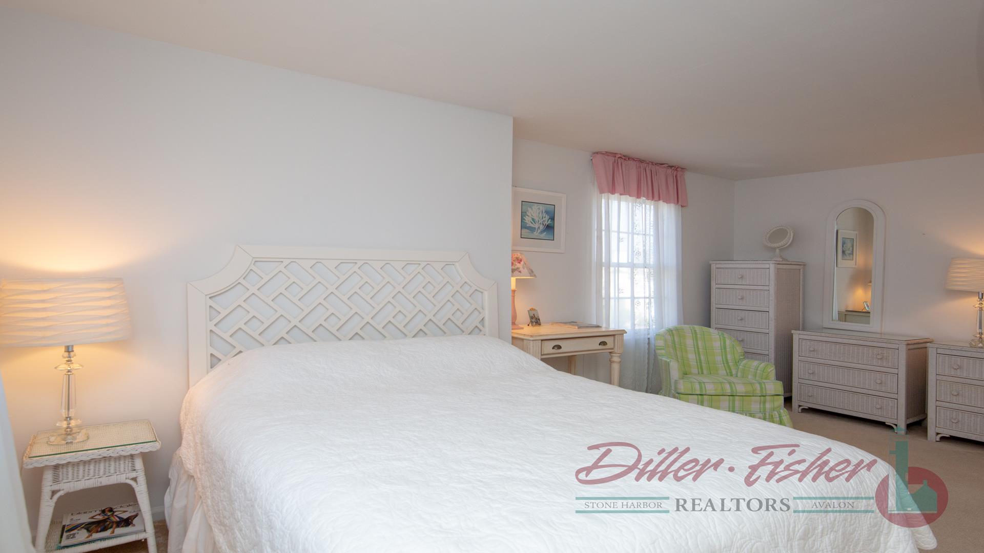 294 62nd Street, Avalon (Mid-Island)