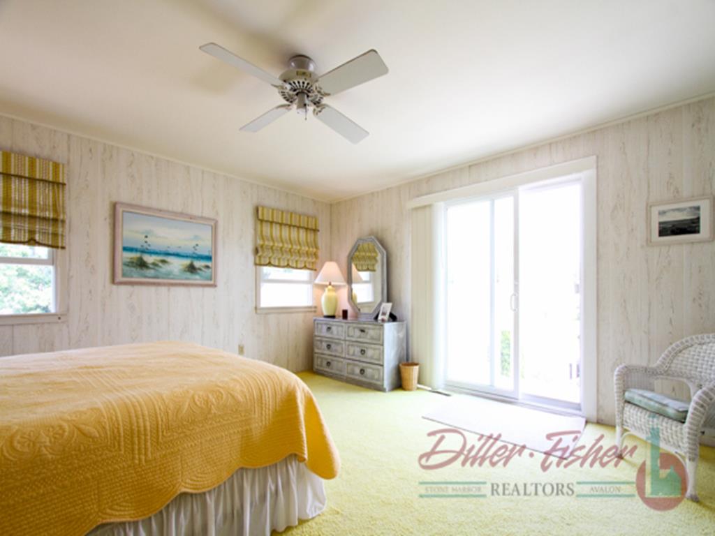 220 88th Street, Stone Harbor (Mid-Island)