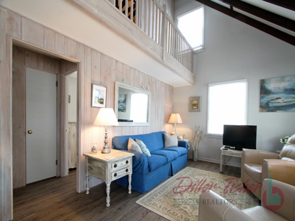 220 88th Street, Stone Harbor (Mid-Island)