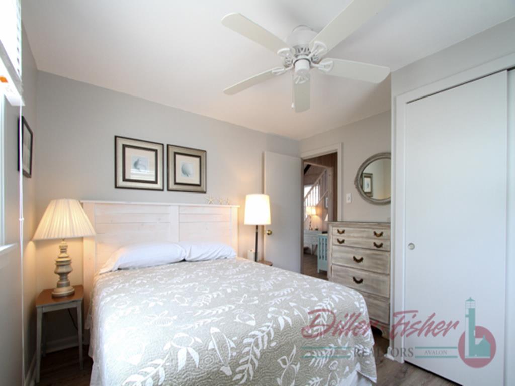 220 88th Street, Stone Harbor (Mid-Island)