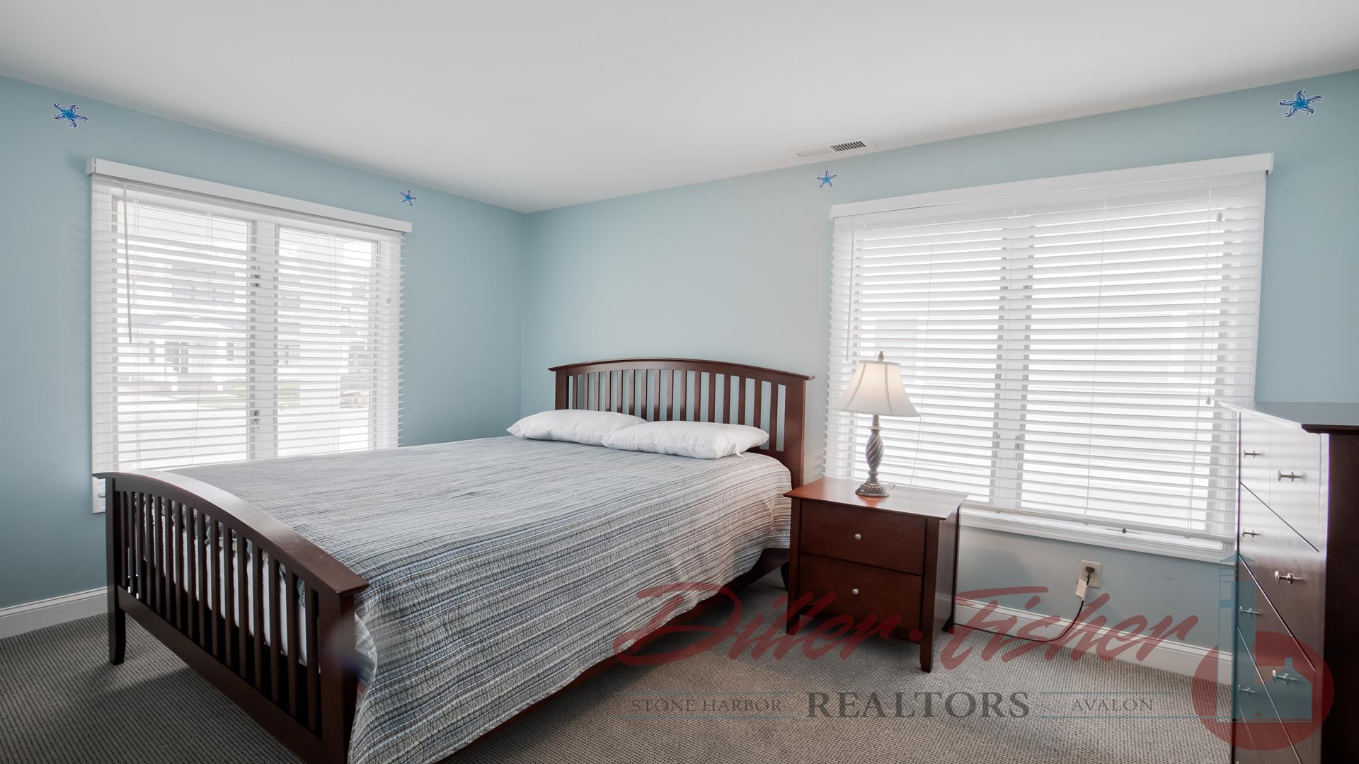 20 99th Street, Stone Harbor (Beach Block)