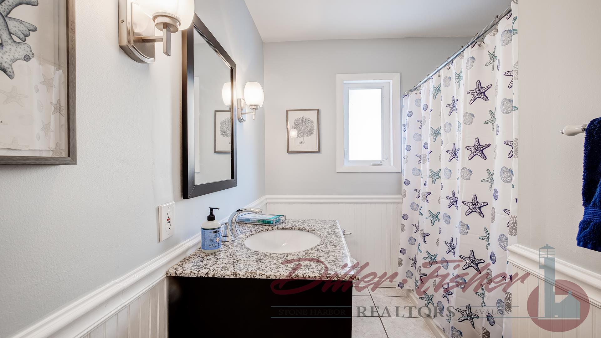 283 89th Street, Stone Harbor (Center)