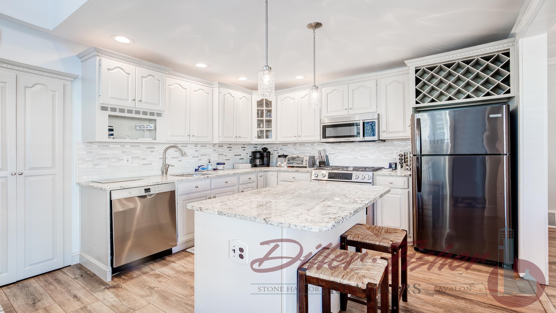 283 89th Street, Stone Harbor (Center)