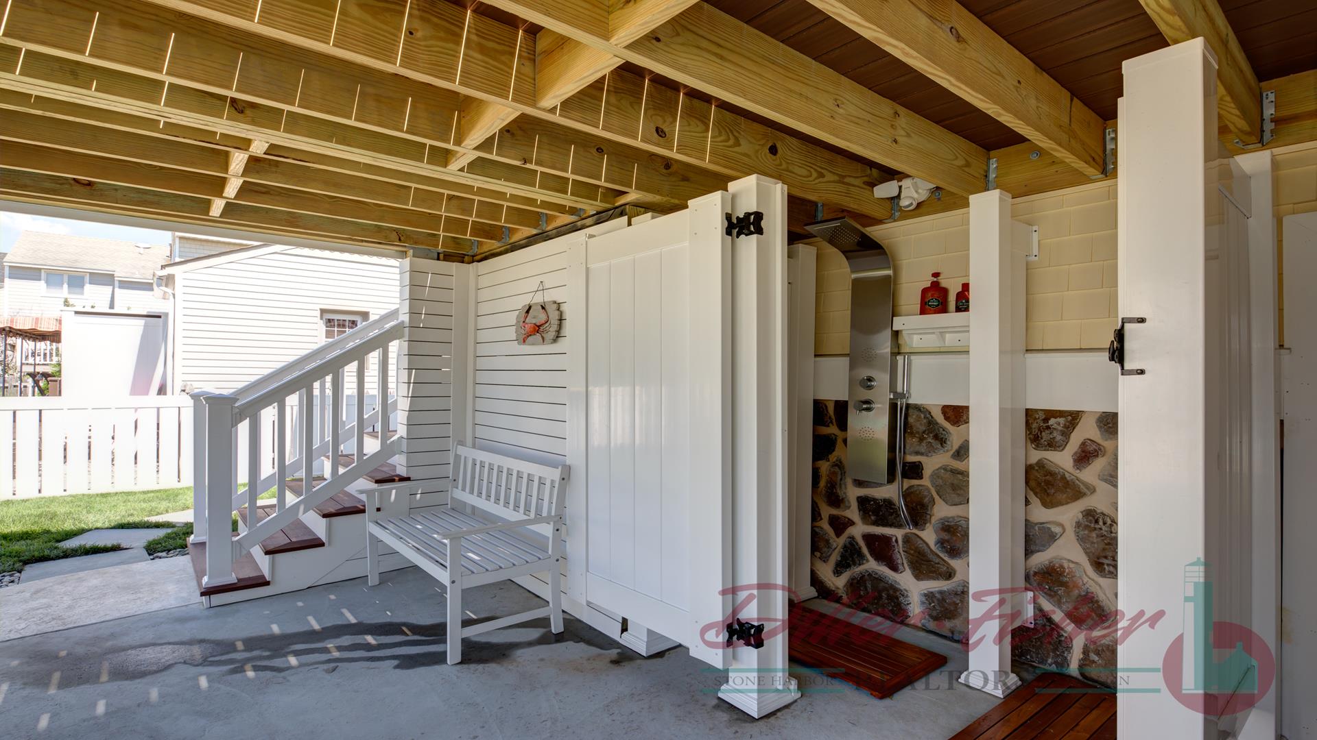 307 86th Street, Stone Harbor (Center)