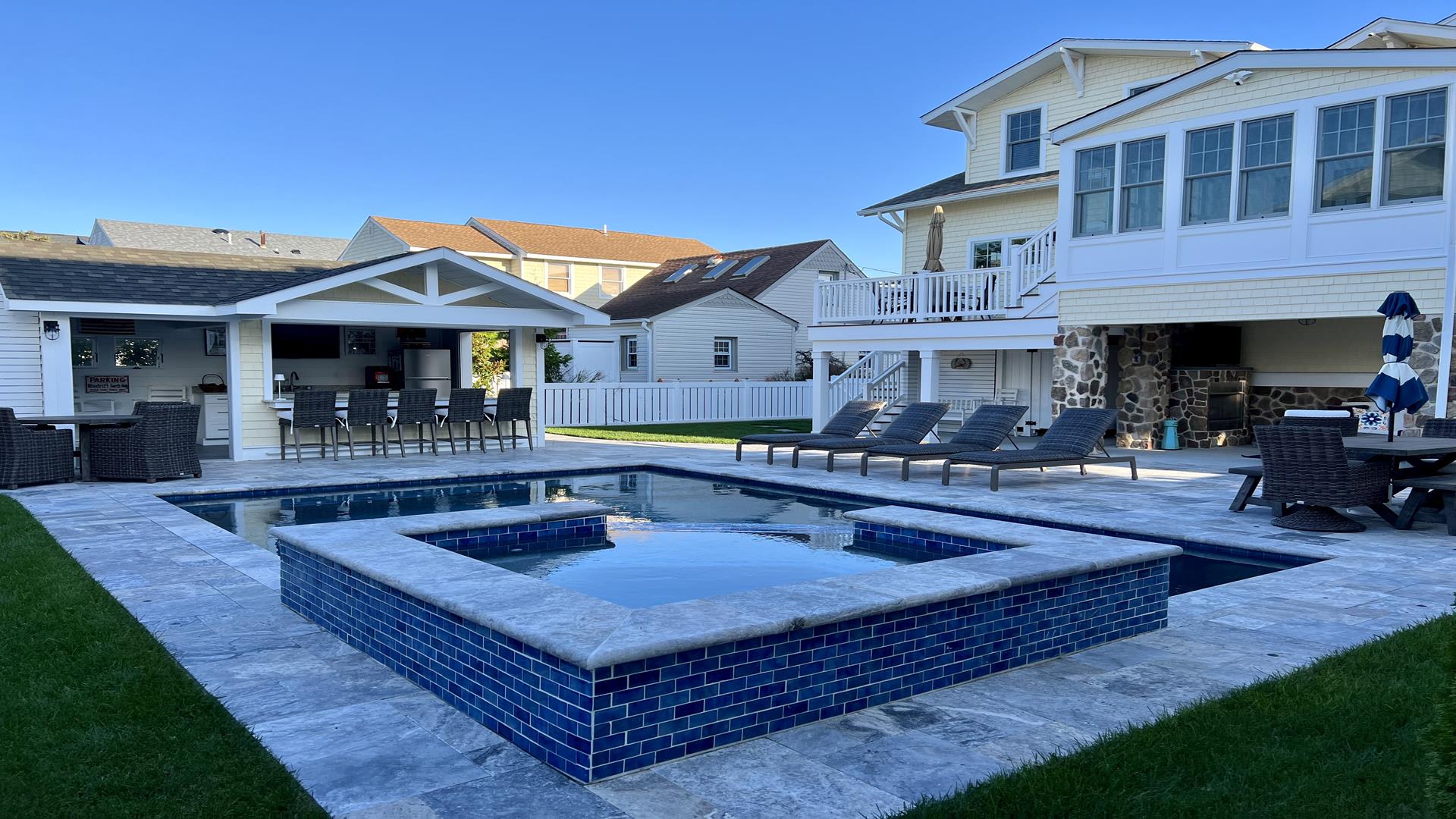 307 86th Street, Stone Harbor (Center)