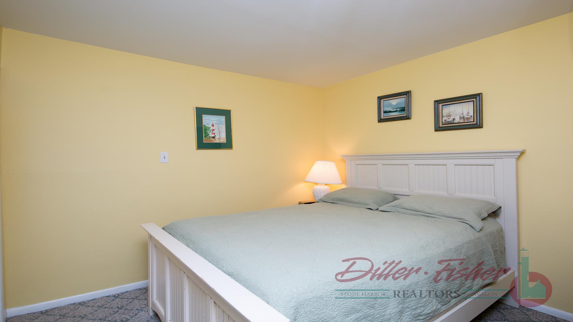 151 95th Street, Stone Harbor (Mid-Island)