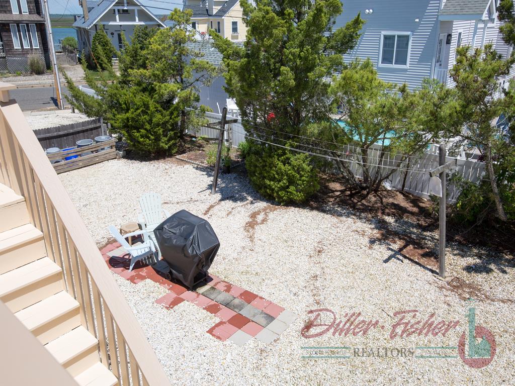 384 94th Street, Stone Harbor (Mid-Island)