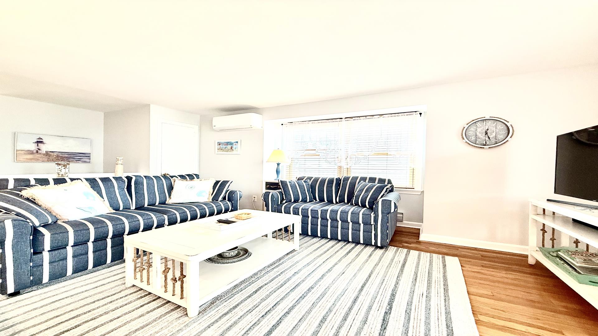 384 94th Street, Stone Harbor (Mid-Island)