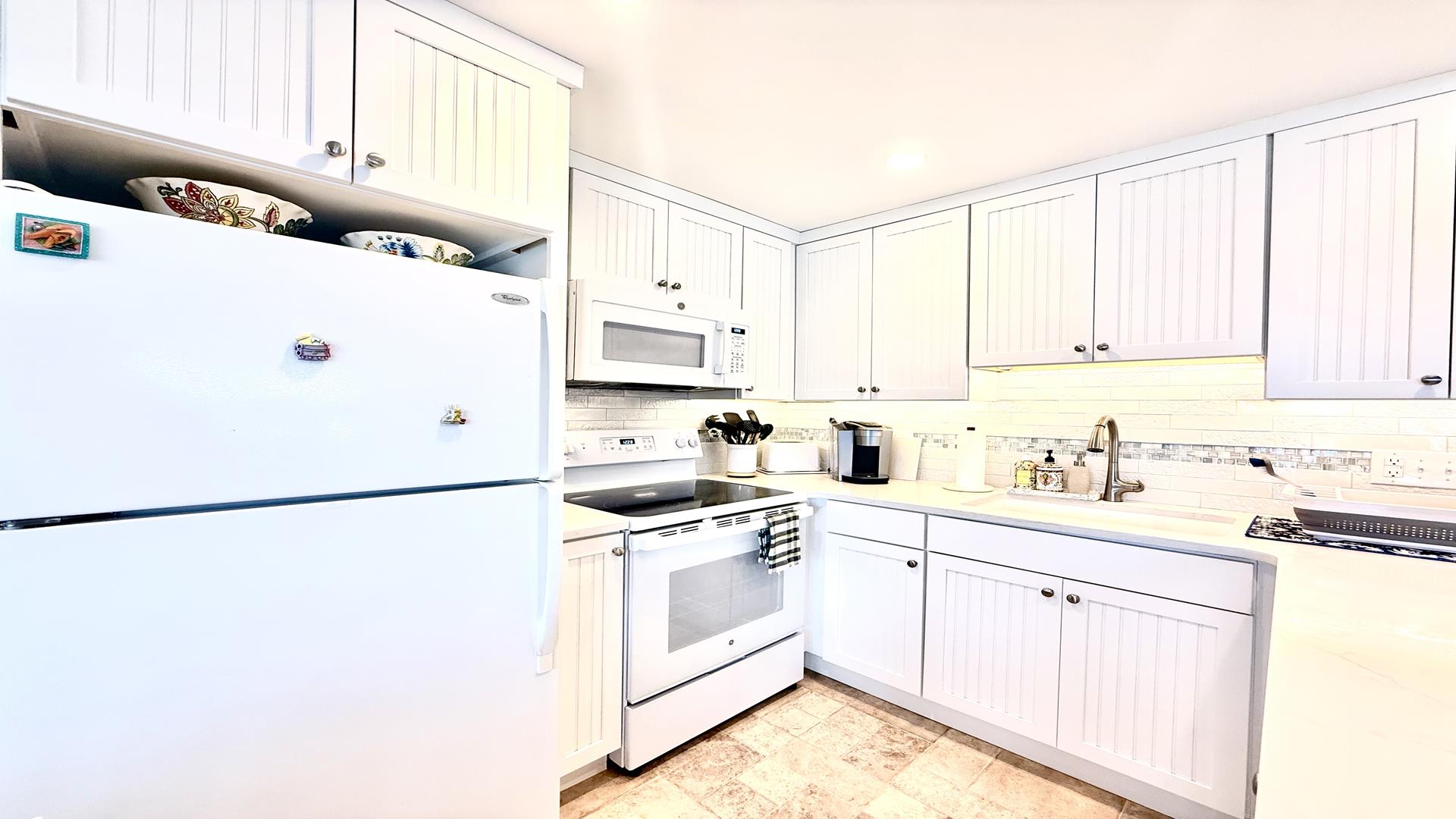 384 94th Street, Stone Harbor (Mid-Island)