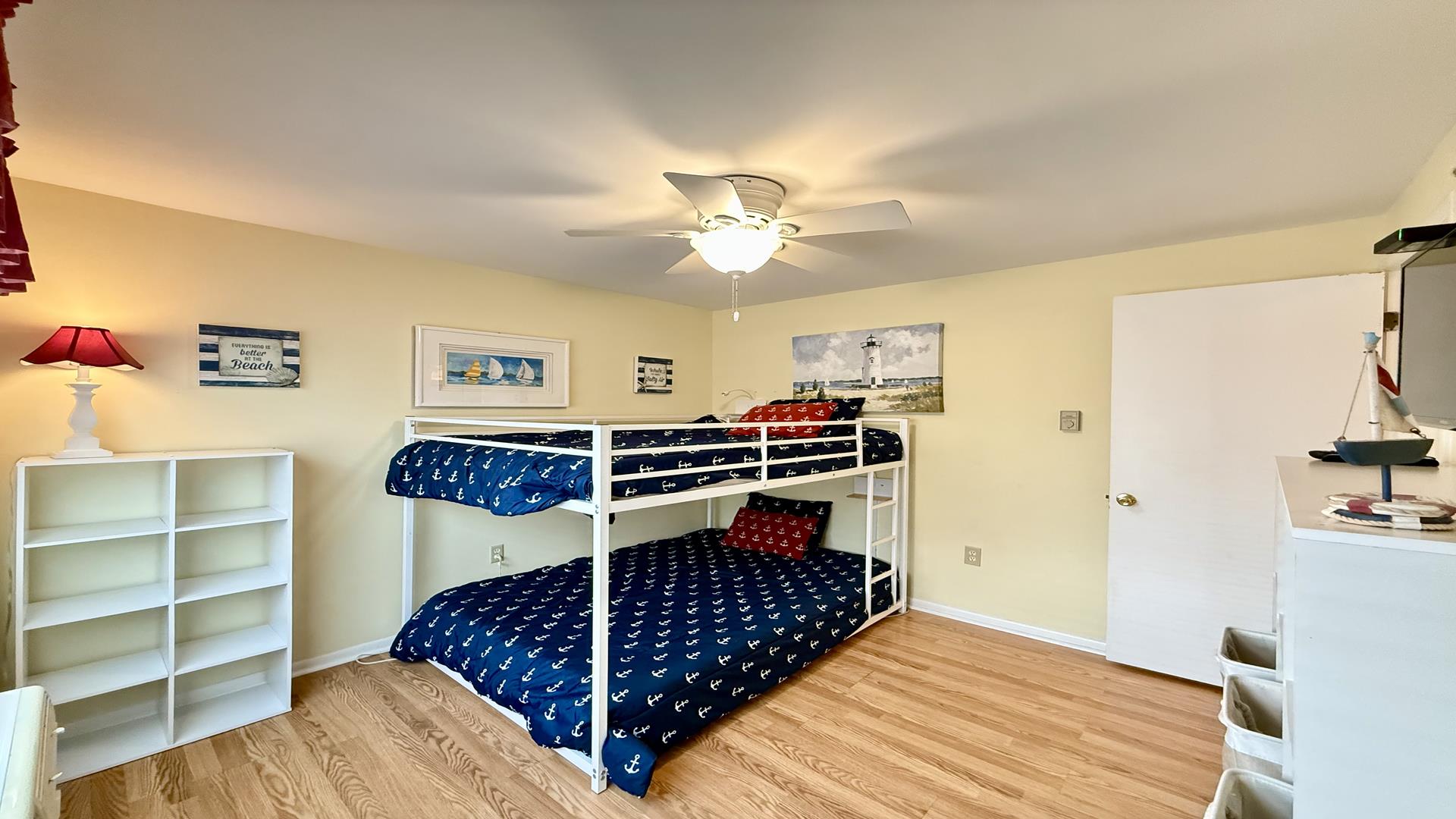 151 95th St, Stone Harbor (Center)