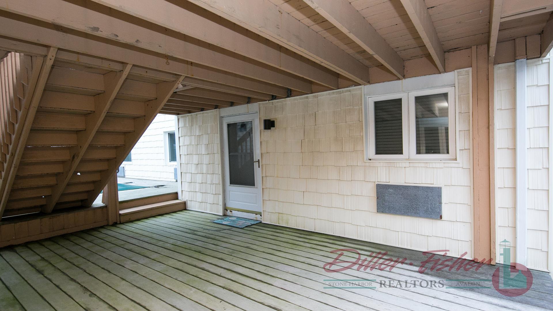 151 95th St, Stone Harbor (Center)