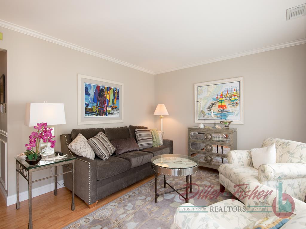 249 80th Street, avalon (Mid-Island)