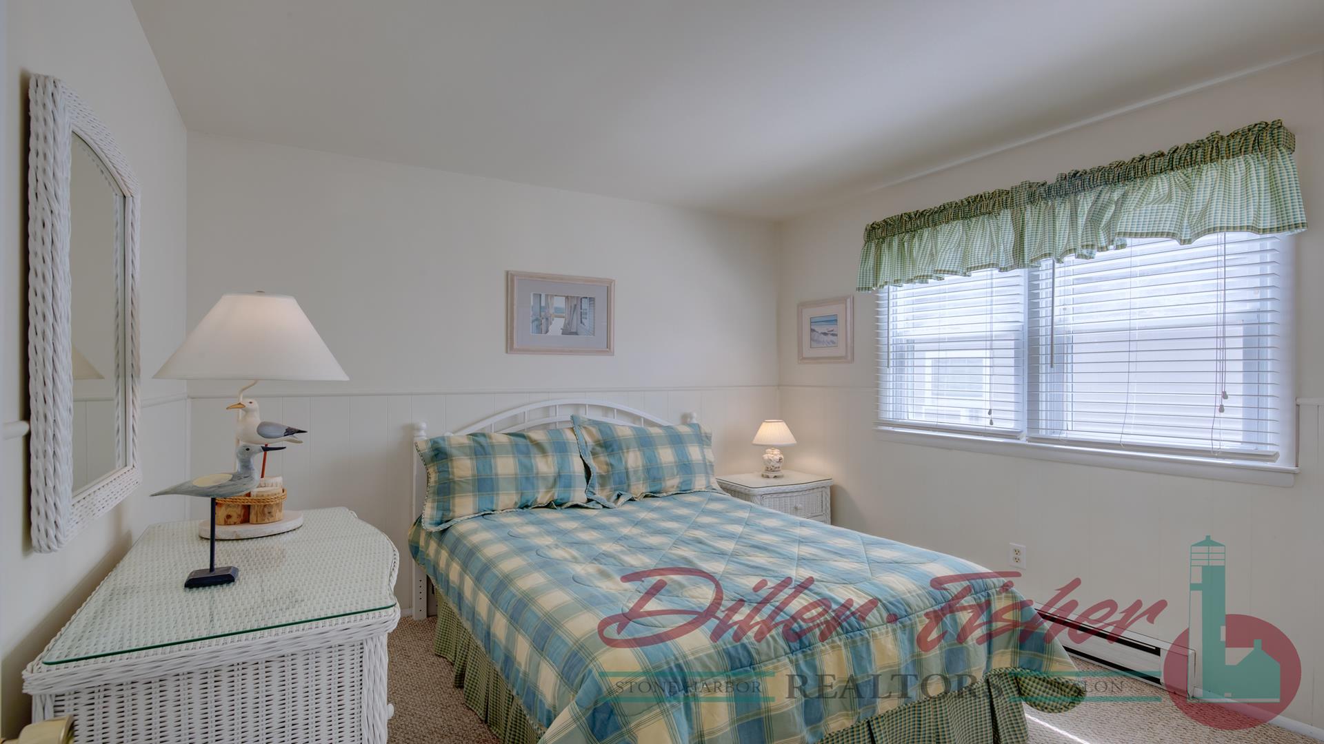 231 109th Street - 1st floor, Stone Harbor (Mid-Island)