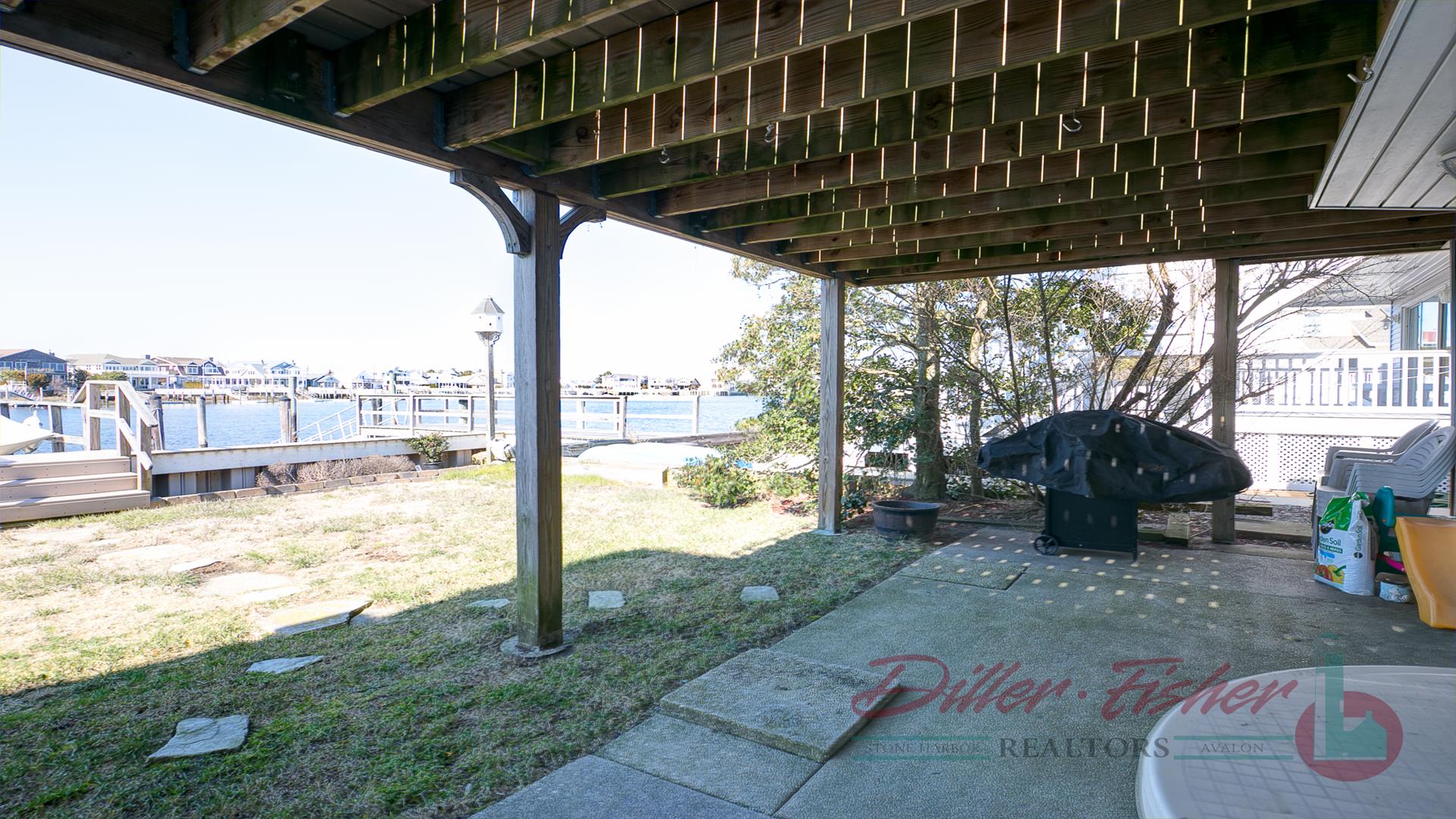 10711 Sunset Drive, Stone Harbor (Bay Front)