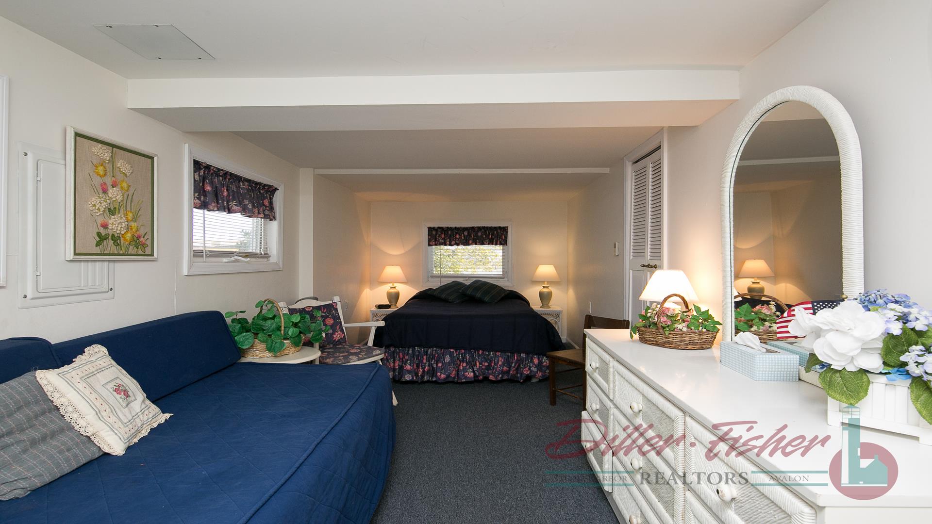 10711 Sunset Drive, Stone Harbor (Bay Front)