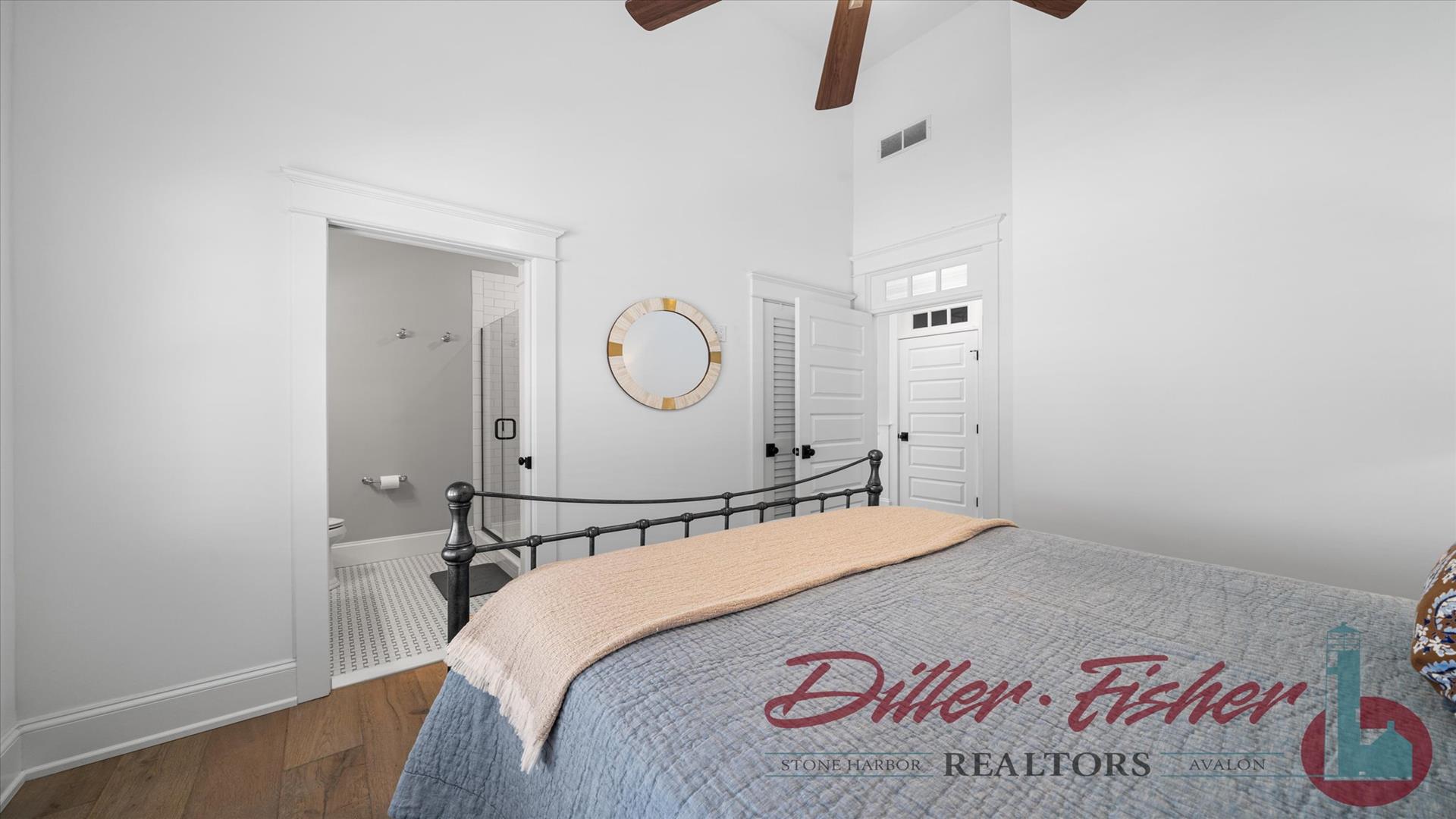 151 94th Street, Stone Harbor (Mid-Island)