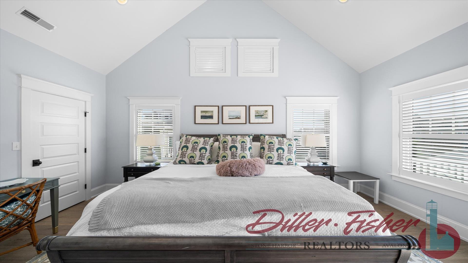 151 94th Street, Stone Harbor (Mid-Island)