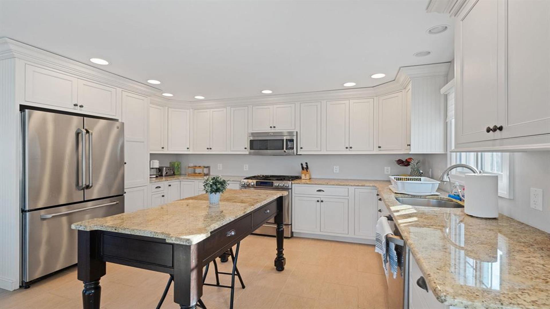 227 118th Street, Stone Harbor (Mid-Island) - Picture 2