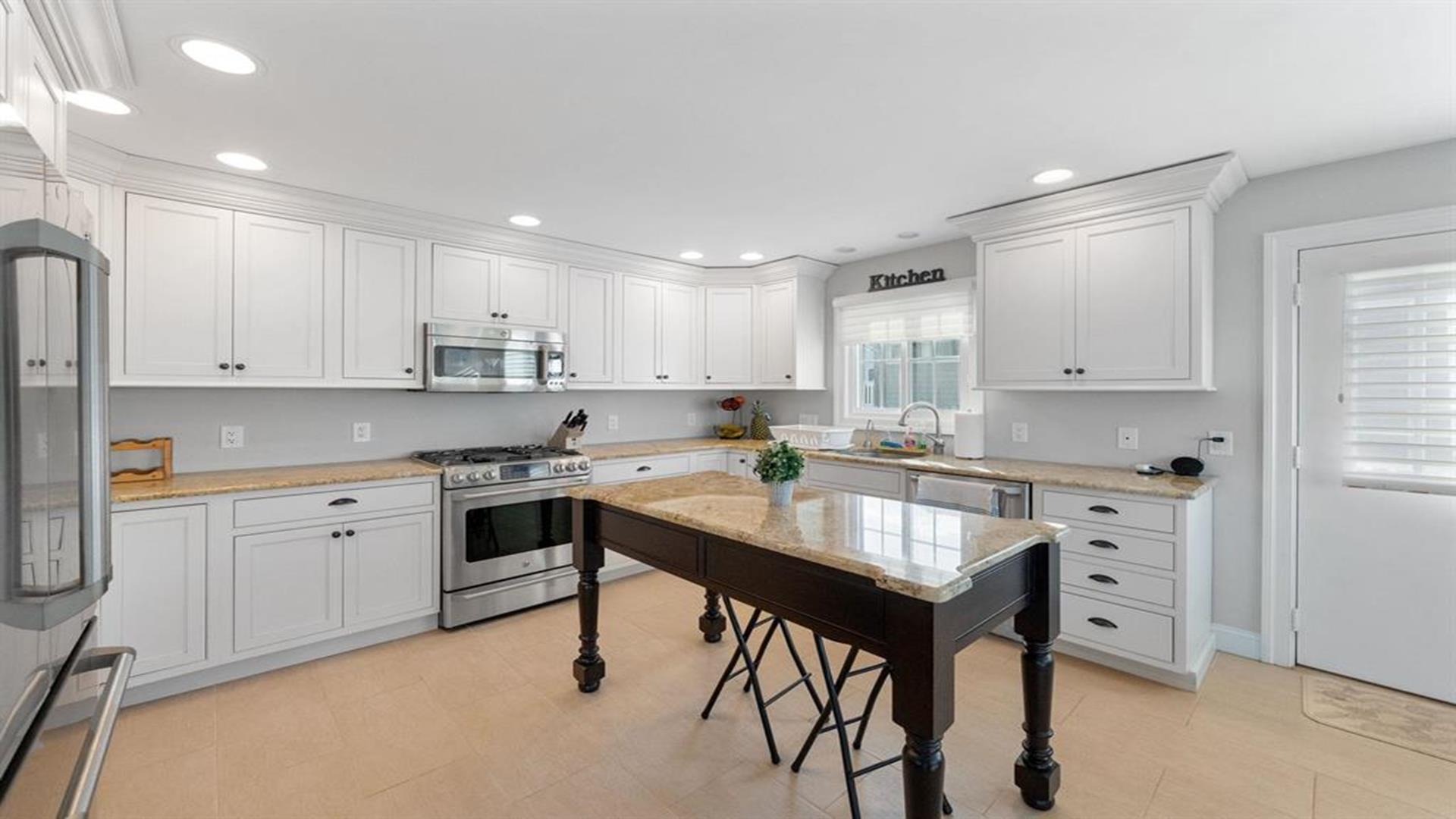 227 118th Street, Stone Harbor (Mid-Island) - Picture 4