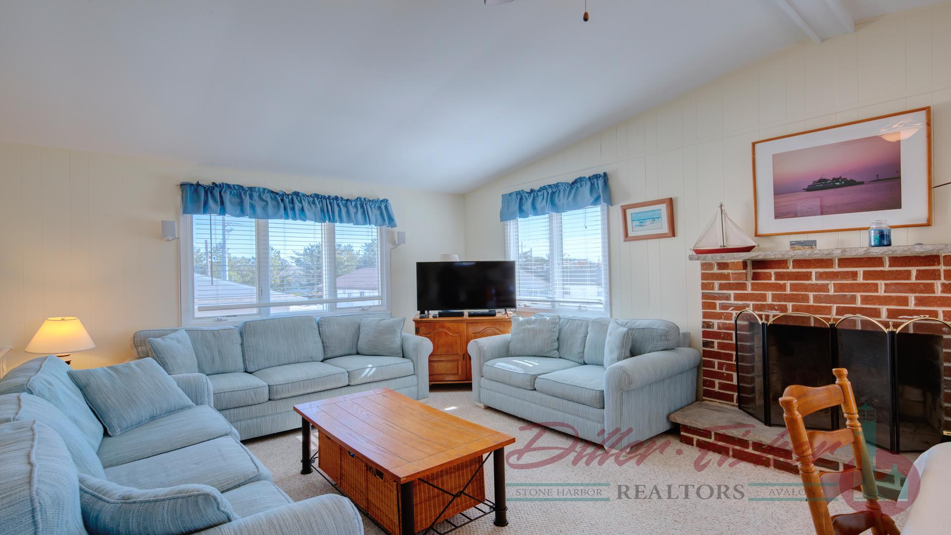 318 41st Street, Avalon (Mid-Island)