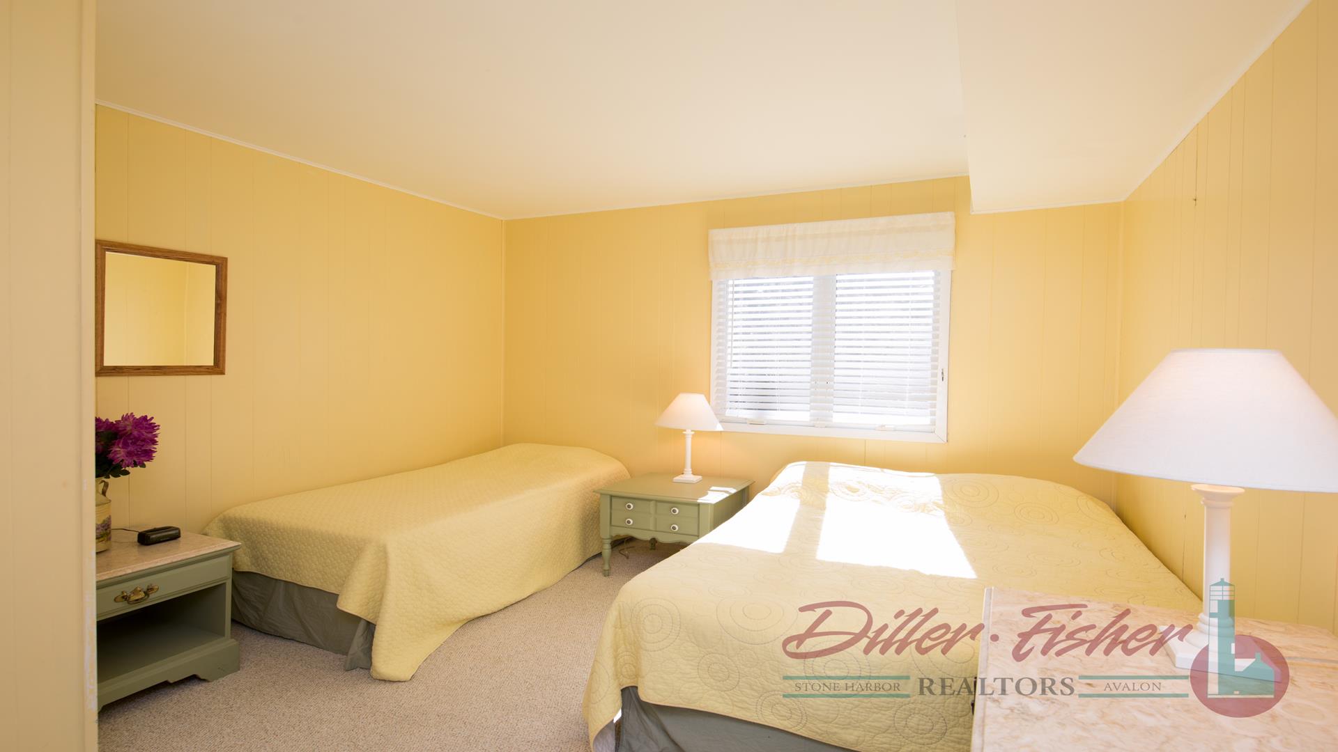 318 41st Street, Avalon (Mid-Island)